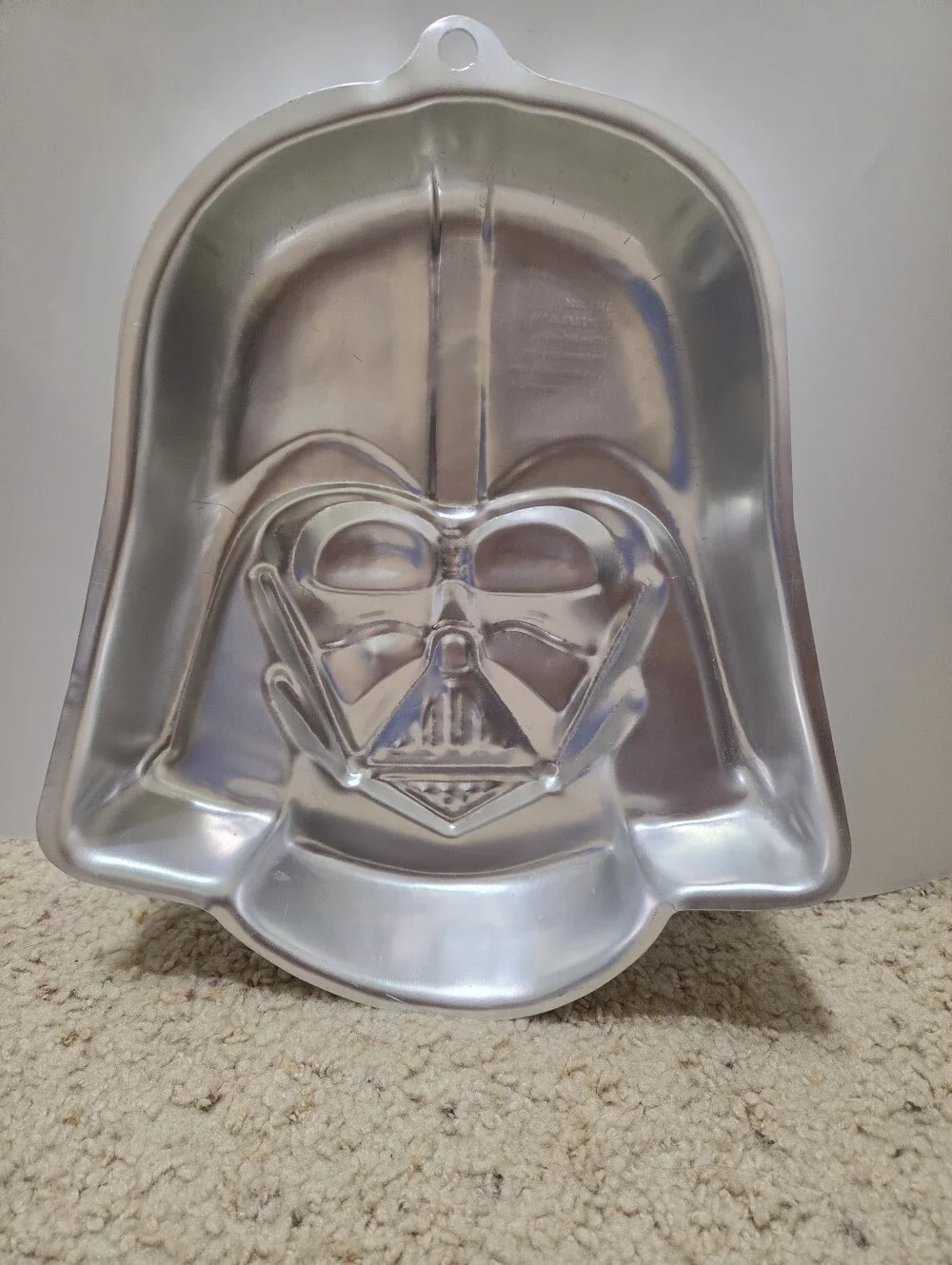 Wilton Star Wars Darth Vader Cake Pan 2105-3035 Aluminum Baking Mold